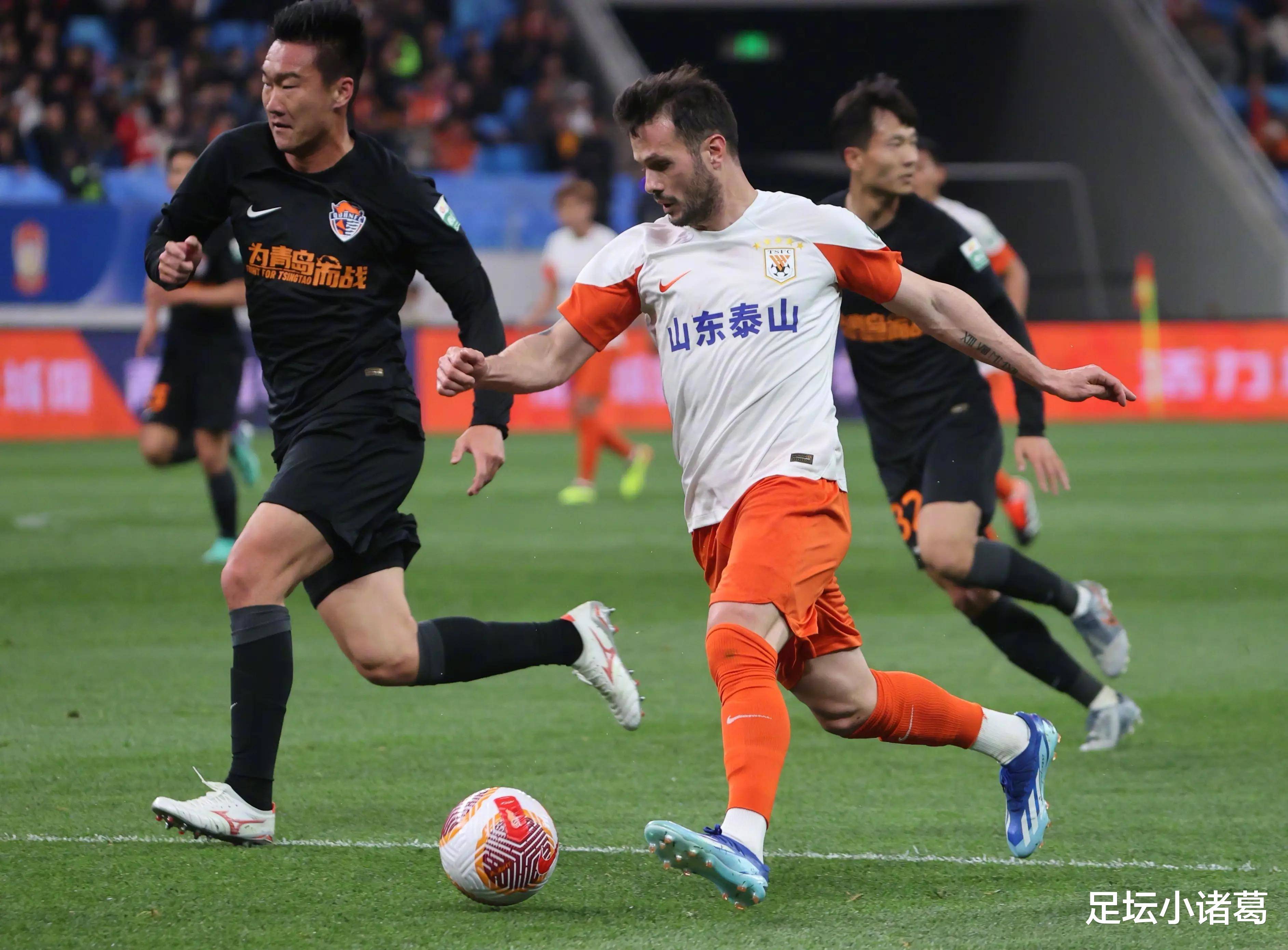 关于国际比赛日英超传出新动向,山东泰山战术微调,管理层表态——压力陡增,球队文化再被提及的信息 关于国际比赛日英超传出新动向,山东泰山战术微调,管理层表态——压力陡增,球队文化再被提及的信息